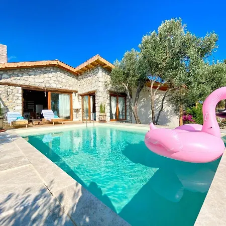 Shavilla Kalkan - Yali ' Da Korunakli 1+1 Villa *