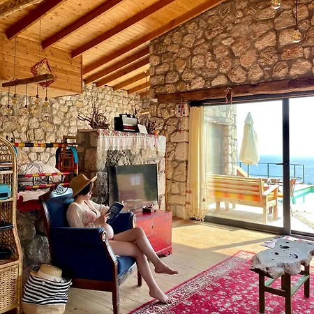 Villa Shavilla Kalkan - Yali ' Da Korunakli 1+1 Patara